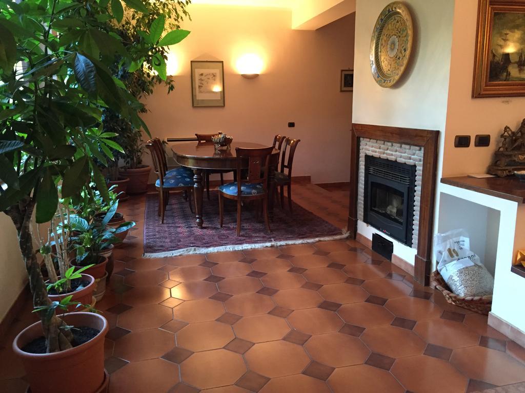 B&B Le Querce フォルメッロ エクステリア 写真